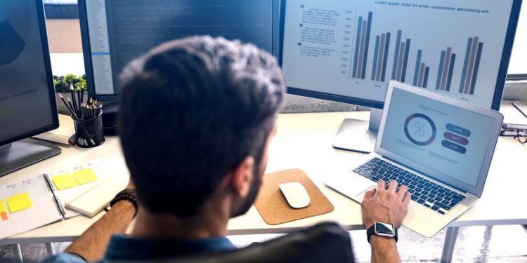 Pressão salarial em setores altamente qualificados aumenta em Portugal