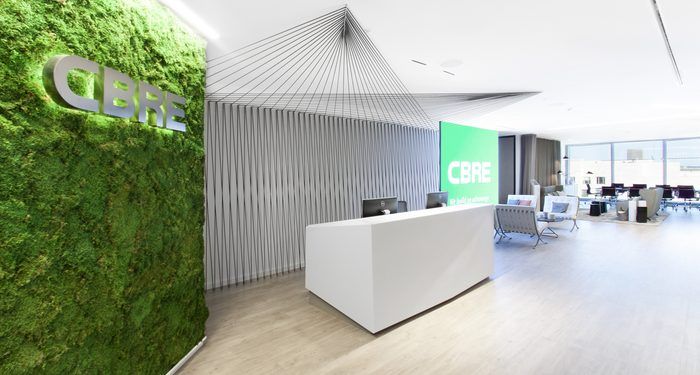 CBRE distinguida como uma das melhores empresas para mulheres
