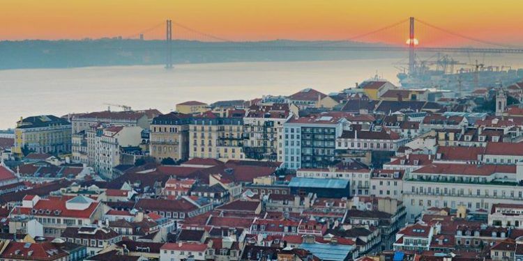 Portugal sobe sete lugares no World Talent Ranking