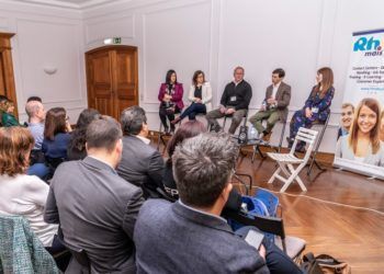 A conversar também se aprende