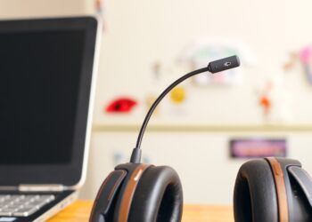 Empresa está a recrutar 600 novos colaboradores para teletrabalho