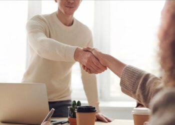Procura emprego em TI? Siga estas dicas para ser bem-sucedido nas entrevistas
