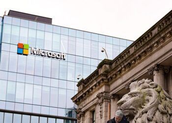 Microsoft aposta na formação de 200 mil pessoas do setor público e privado