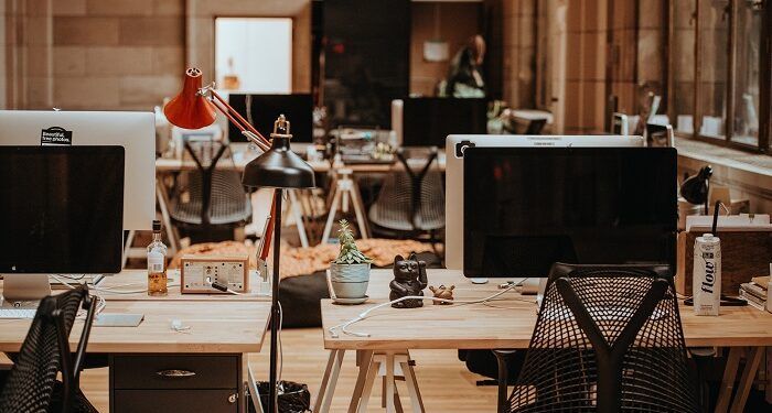 Flexibilidade, modelos híbridos e mais confiança: a visão dos trabalhadores para o Futuro do Trabalho