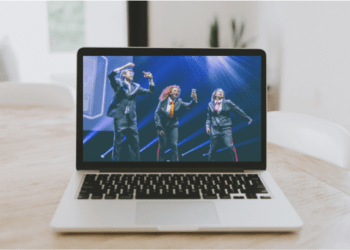 Experiências natalícias virtuais para a sua empresa: desde concertos a peças de teatro!