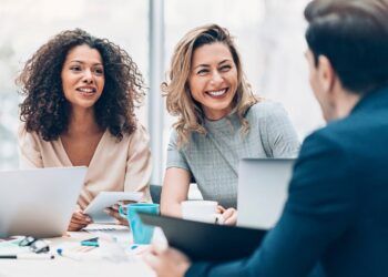 É manager ou líder? Ferramentas e estratégias para liderar uma equipa vencedora