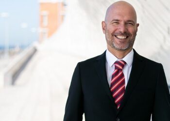 Ricardo J. Vargas, autor: «O mito principal desmontado neste livro é o de que o CEO ou diretor-geral deve saber tudo»