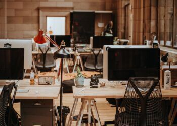 Espaços de trabalho flexíveis: alternativa ao teletrabalho e ao escritório tradicional
