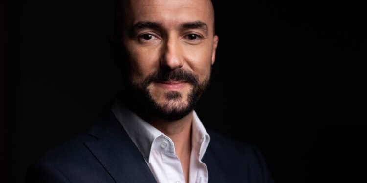 Ângelo Valente é o novo de Diretor Executivo da London School of Design & Marketing