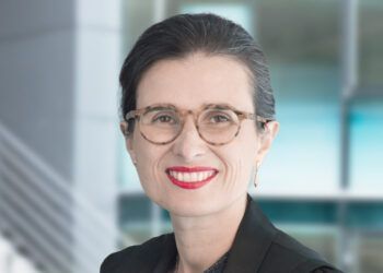 Prémio internacional “Excelência em Liderança” chegou a Portugal – Élia Ferreira foi a gestora galardoada