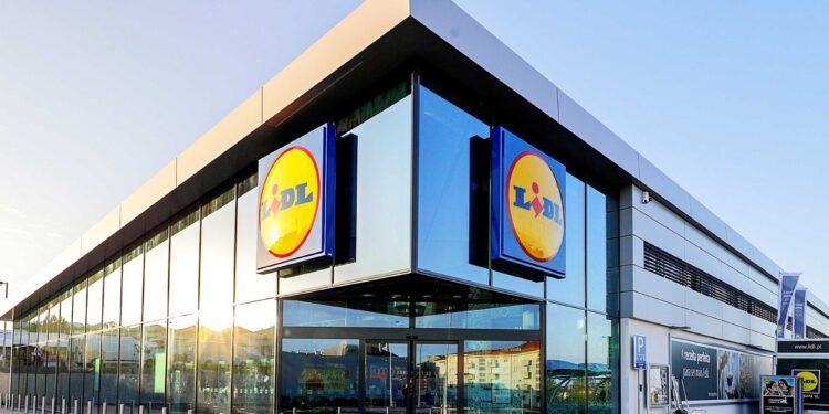 Lidl está a recrutar 150 colaboradores para as suas lojas na Madeira