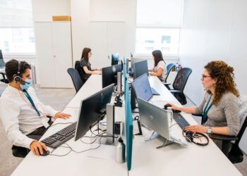 É fluente em vários idiomas, incluindo francês, neerlandês e alemão? A Webhelp tem vagas para si (incluindo RH)!