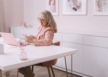 Como superar o preconceito laboral e potenciar o talento sénior