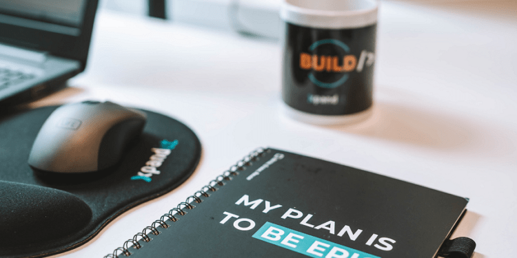 TI é a sua área? A Xpand IT tem mais de 30 oportunidades de emprego em formato híbrido ou remote