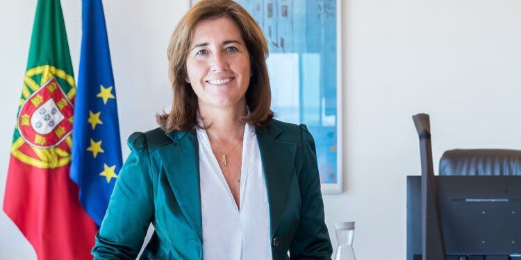 Não perca a entrevista a Ana Mendes Godinho, Ministra do Trabalho, Solidariedade e Segurança Social, na próxima edição da RHmagazine! Que novidades está o Governo a preparar para o setor? (c/ TEASER)