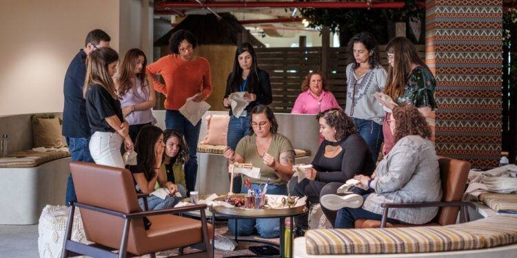 Natixis a aproximar os colaboradores através de comunidade de crochet