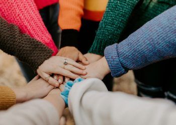 Opinião: A importância de ter lideranças comprometidas na Diversidade, Equidade e Inclusão