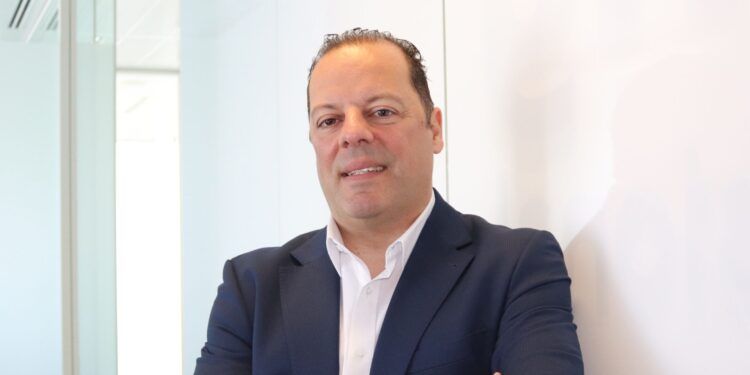 Sérgio Duarte, Adecco: “A variedade cultural enriquece o trabalho com diferentes perspetivas e ideias, o que estimula a inovação e a criatividade.”