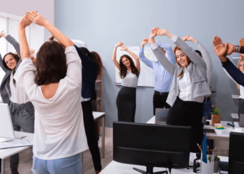 Saúde & Bem-estar By CENTRALMED: Qual é o impacto da ginástica laboral na sustentabilidade corporativa?