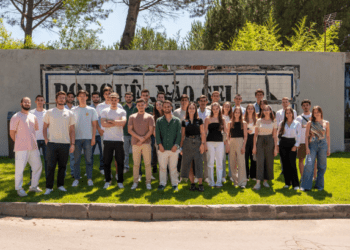DstGroup abre em junho 25 estágios de verão de €870/mês