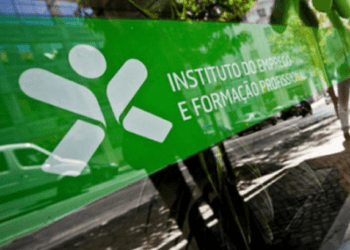 Taxa de desemprego recua para 6,3% em maio