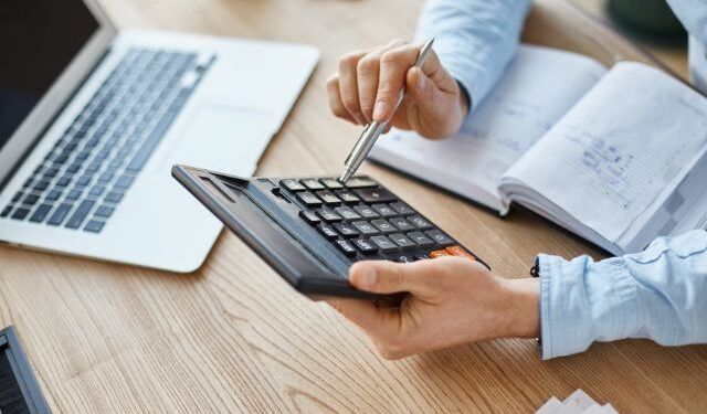 Pressão dos custos leva empresas portuguesas a rever benefícios