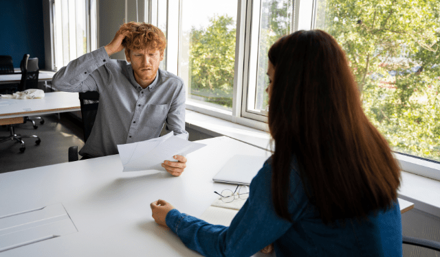 Quer o emprego? Comece por evitar estes sete erros (crassos) durante a entrevista