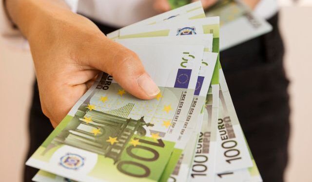 Salário médio na função pública cresce 6,4%. Quanto ganham os trabalhadores?
