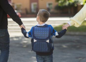 Regresso às aulas: pais podem faltar ao trabalho para ir à escola dos filhos? ACT responde