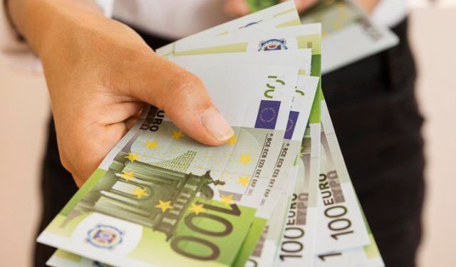 Novas tabelas de IRS: este simulador mostra-lhe quanto vai receber (e o que pode perder em 2026)
