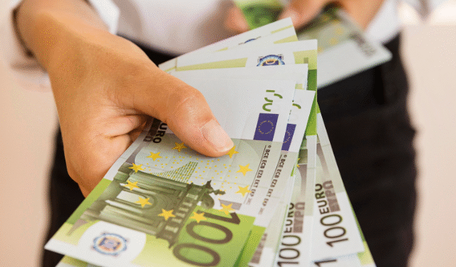 Salários, IRS e incentivos: o essencial do OE2026 que todos os trabalhadores devem saber