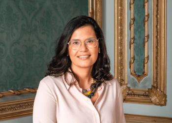 Opinião Ana Sabino, ISPA – Instituto Universitário. Entre algoritmos e humanos: o futuro da GRH em tempos de IA