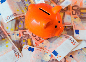 Salários até 140 mil euros por ano: saiba quais os setores que mais pagam em 2026