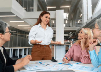 Está a desenvolver as competências comerciais das mulheres da sua equipa?
