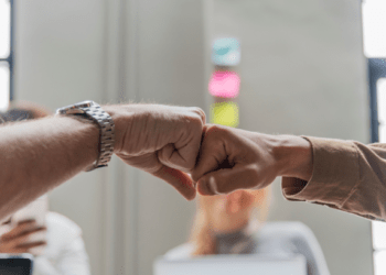 Tem as competências certas para sobreviver à IA? Se quer ter futuro no trabalho, precisa disto