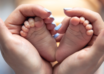 Licença parental. Atenção: pode estar a perder direitos por acreditar nestes quatro mitos