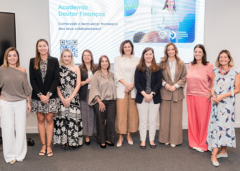 As mulheres podem ganhar o mesmo e chegar à reforma com menos? As reflexões que marcaram o pequeno-almoço Doutor Finanças/RHmagazine